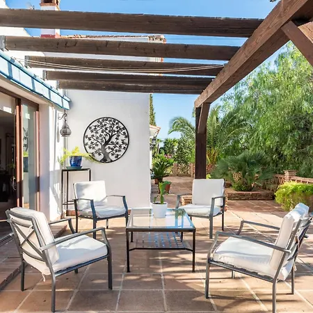 Gorgeous Spanish Chalet, Pool And Views *